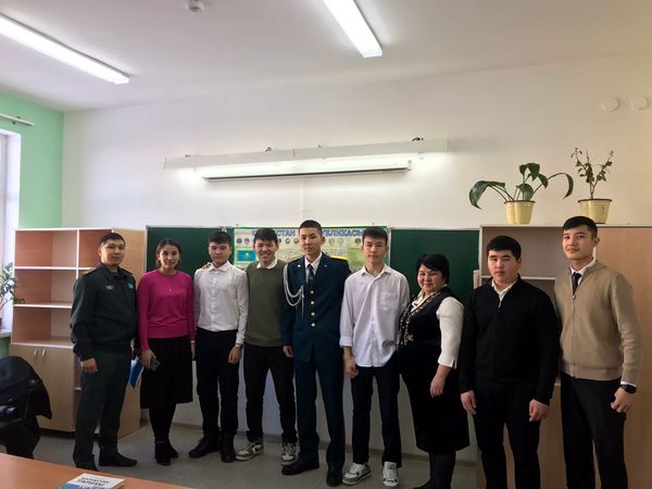 МЕН - ӨЗ ОТАНЫМНЫҢ  БАТЫЛ ҚОРҒАУШЫСЫМЫН!